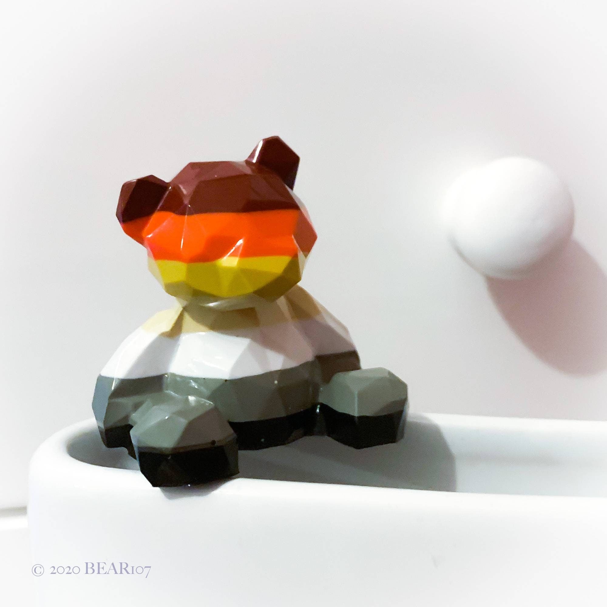 Handmade Bear Flag colours, figurine opaque